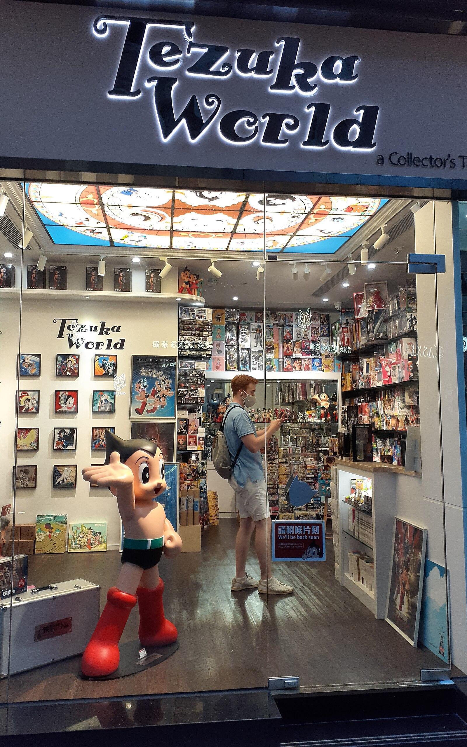 HK WC 灣仔 Wan Chai 囍歡里 Lee Tung Avenue 18pm July 2020 SS2