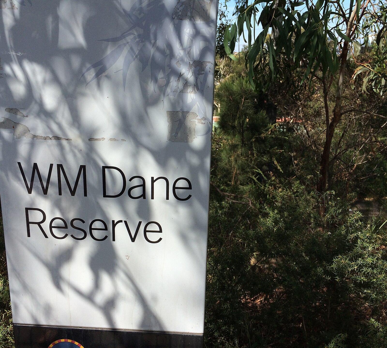 WD Dane reserve sign